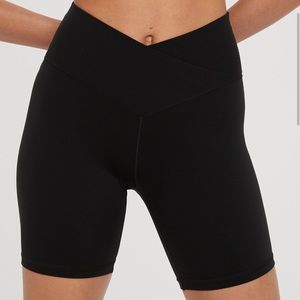 Aerie Real Me Crossover Offline Black Bike Shorts - XL